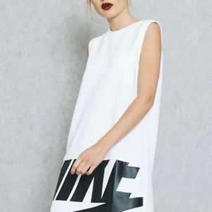 NIKE DRESS